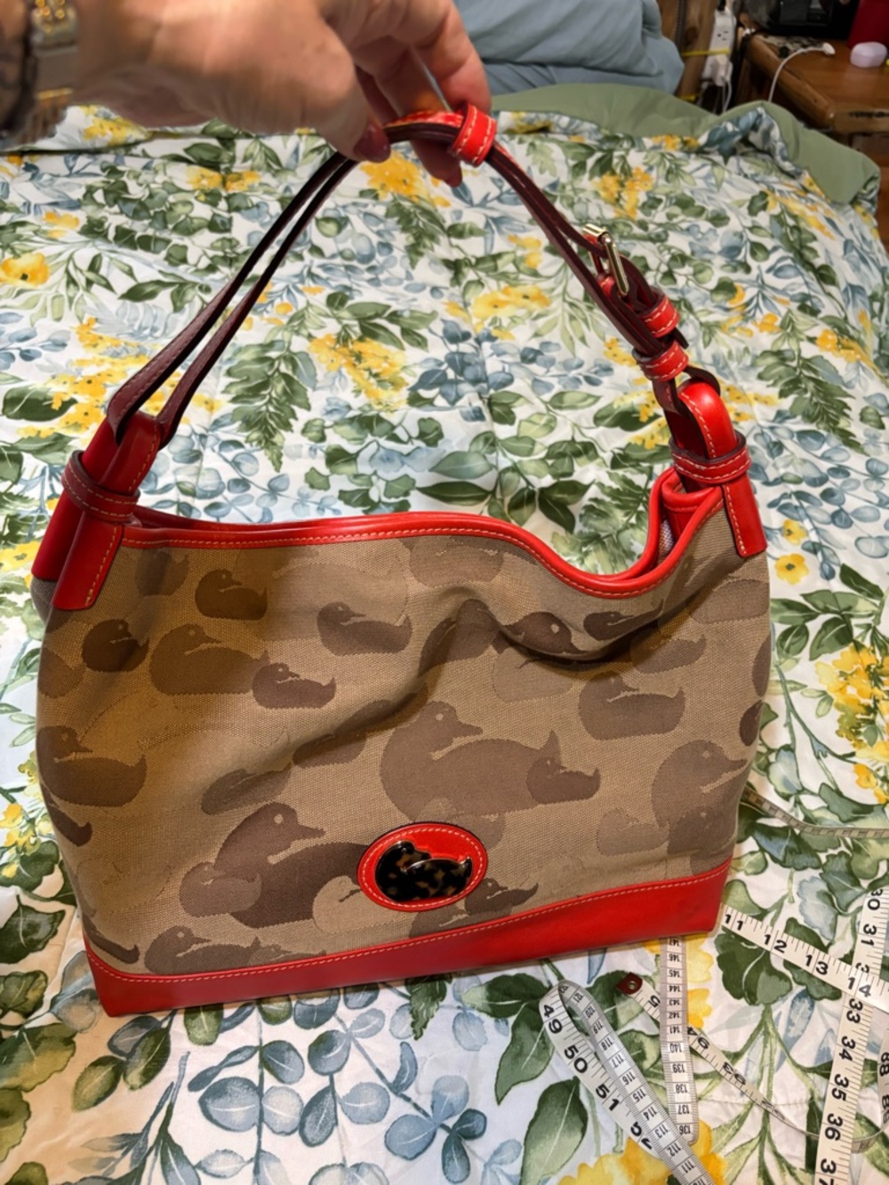 Dooney & Bourke Duck Logo Shoulder Bag Red Trim Vintage Novelty - Picture 8 of 9